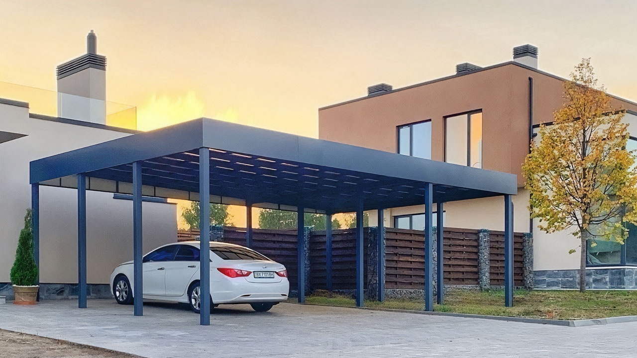 Арочный автонавес с коричневым поликарбонатом